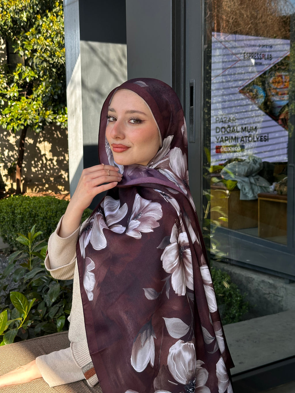 Gül Desenli Şal – Mürdüm