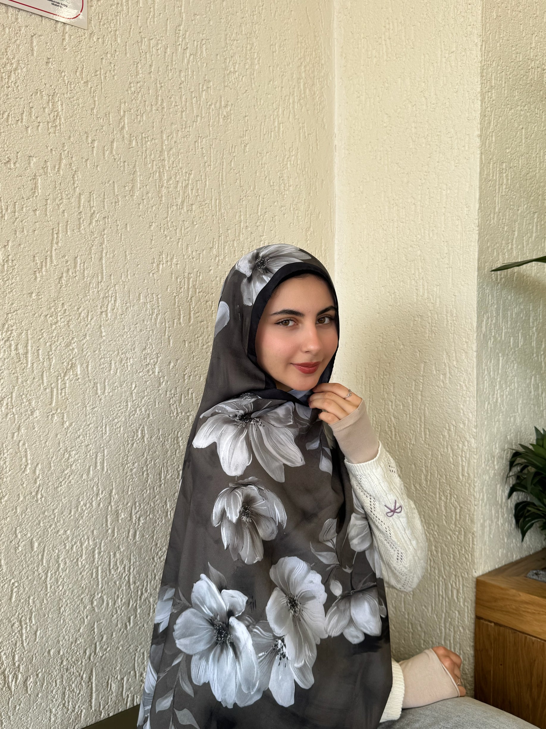 Gül Desenli Şal – Haki