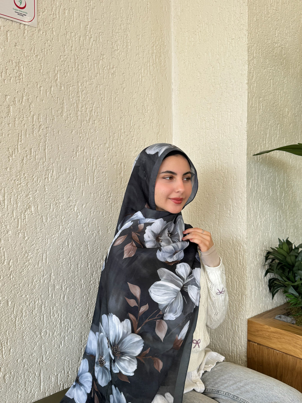 Gül Desenli Şal – Petrol