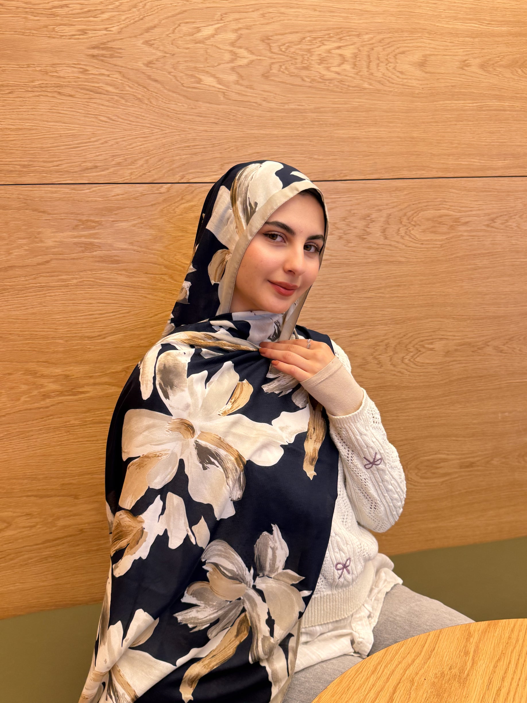 Anatolia Gül Desenli Şal – Lacivert